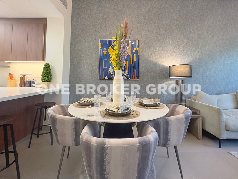 Modern layout | Well-maintained | Bright &amp; Spacious Unit-pic_2
